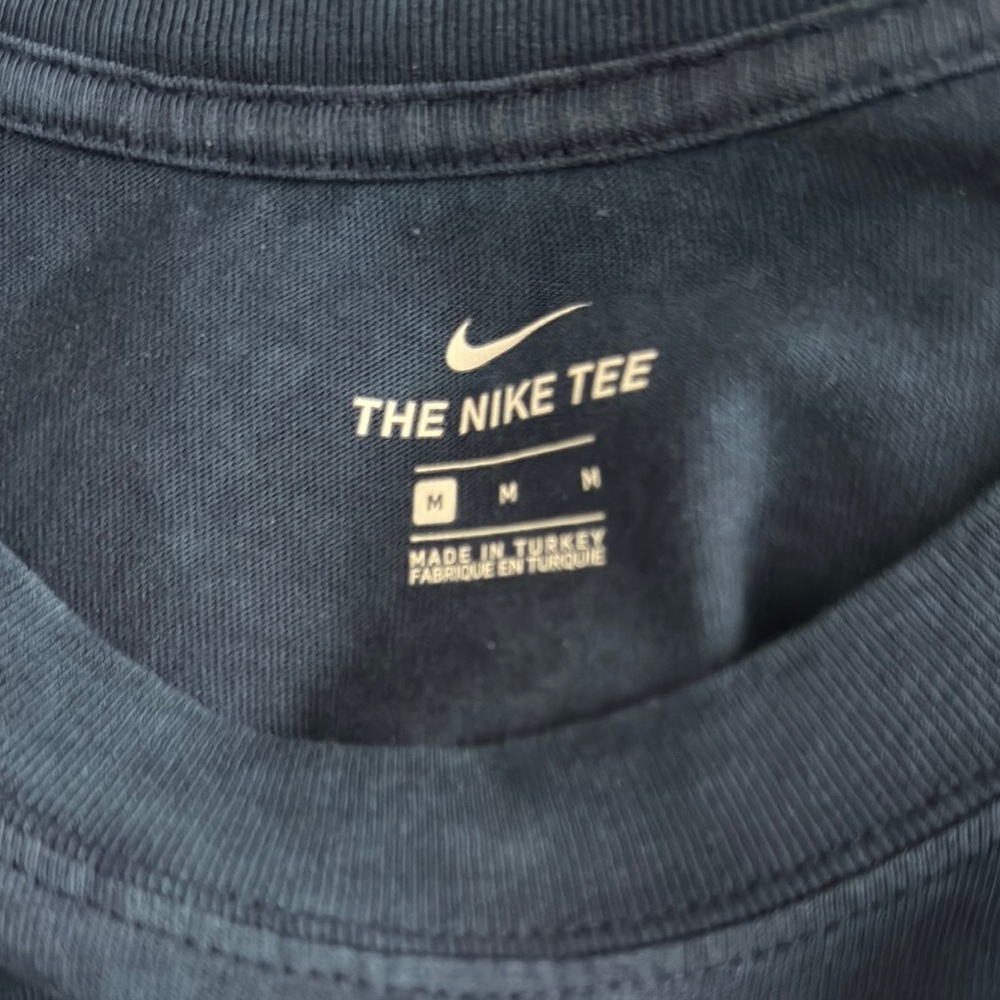 Nike Ken Griffey Jr. Graphic T-Shirt - Picture 3 of 3